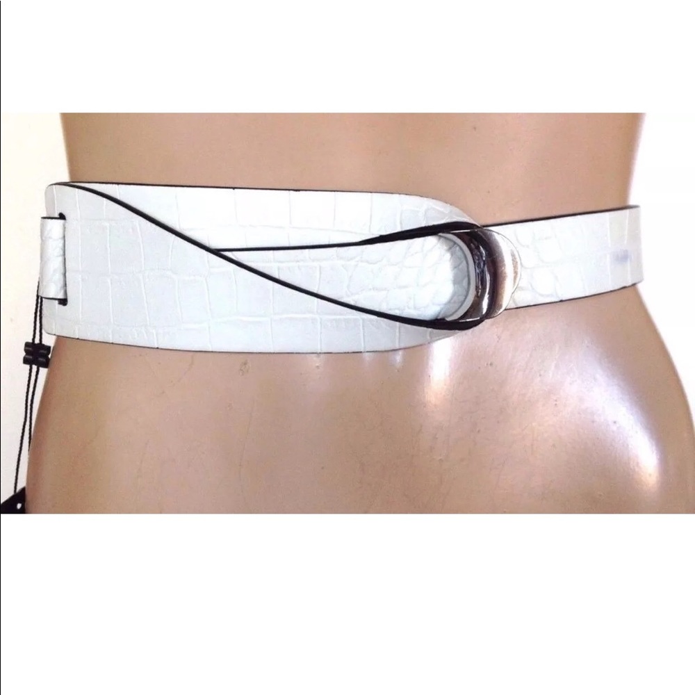 BCBG Belt